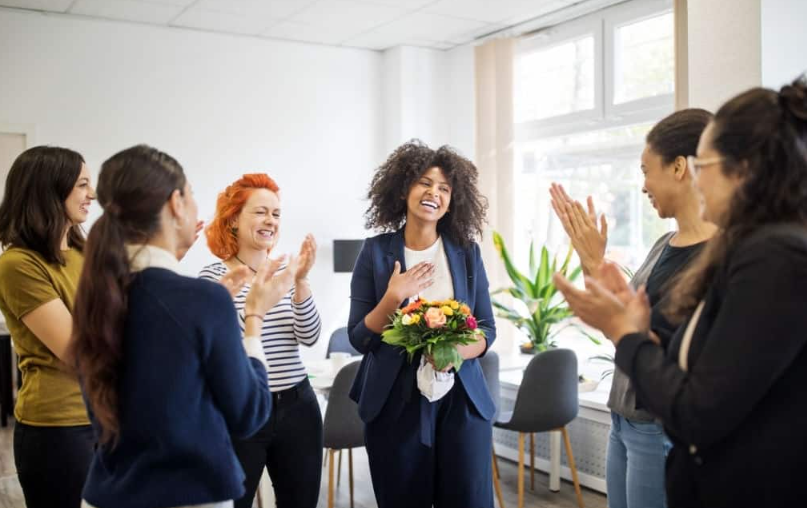 20 Message de félicitations pour fêter la promotion d'un collègue