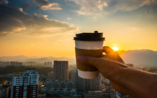 28 citations humoristiques sur le café du matin