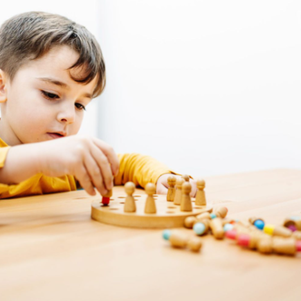 Comment communiquer avec un enfant autiste non verbal?