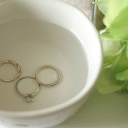 Comment Prendre Soin de Vos Bijoux en Titane : Un Guide Étape par Étape