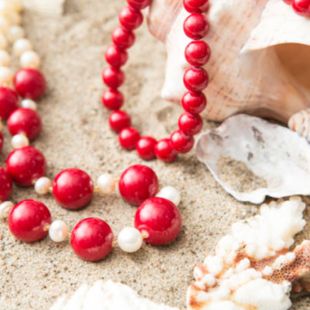 Pourquoi les bijoux en corail sont-ils si chers?