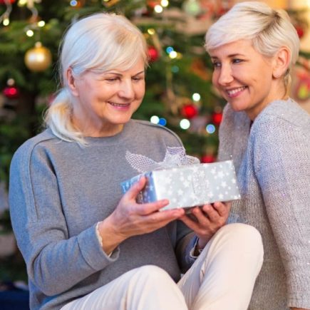 Comment offrir un cadeau noel unique à une maman