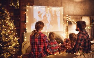 Quels films de Noël récents valent la peine d’être regardés?