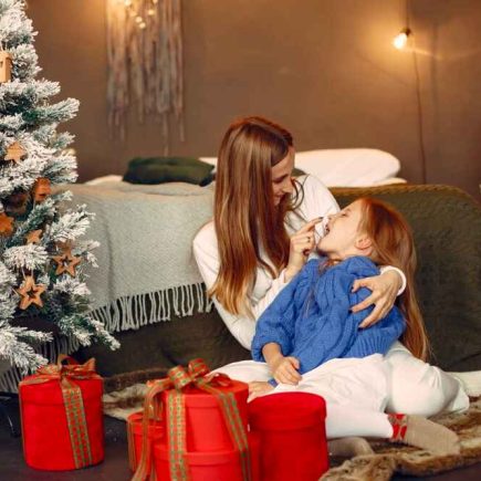 Un photo qui montre une mère est avec sa fille