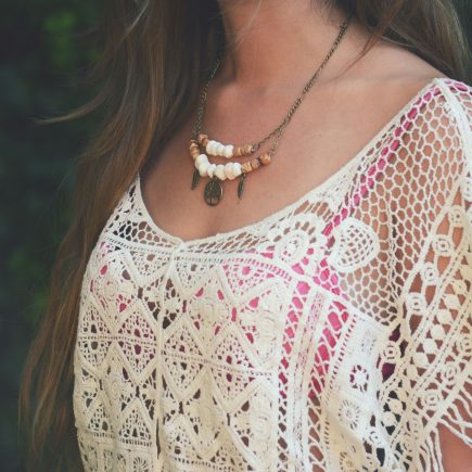 10 meilleurs colliers initiaux qui ajoutent une touche personnalisée à votre look