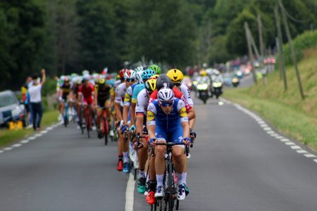 Tour de France 2025 : Planifiez Vos Vacances d'Été sur les Plus Belles Routes de France