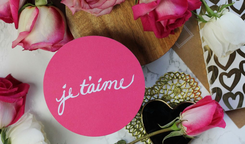 Dire "Je t'aime" : Parce que Trois Mots Peuvent Paralyser les Plus Courageux