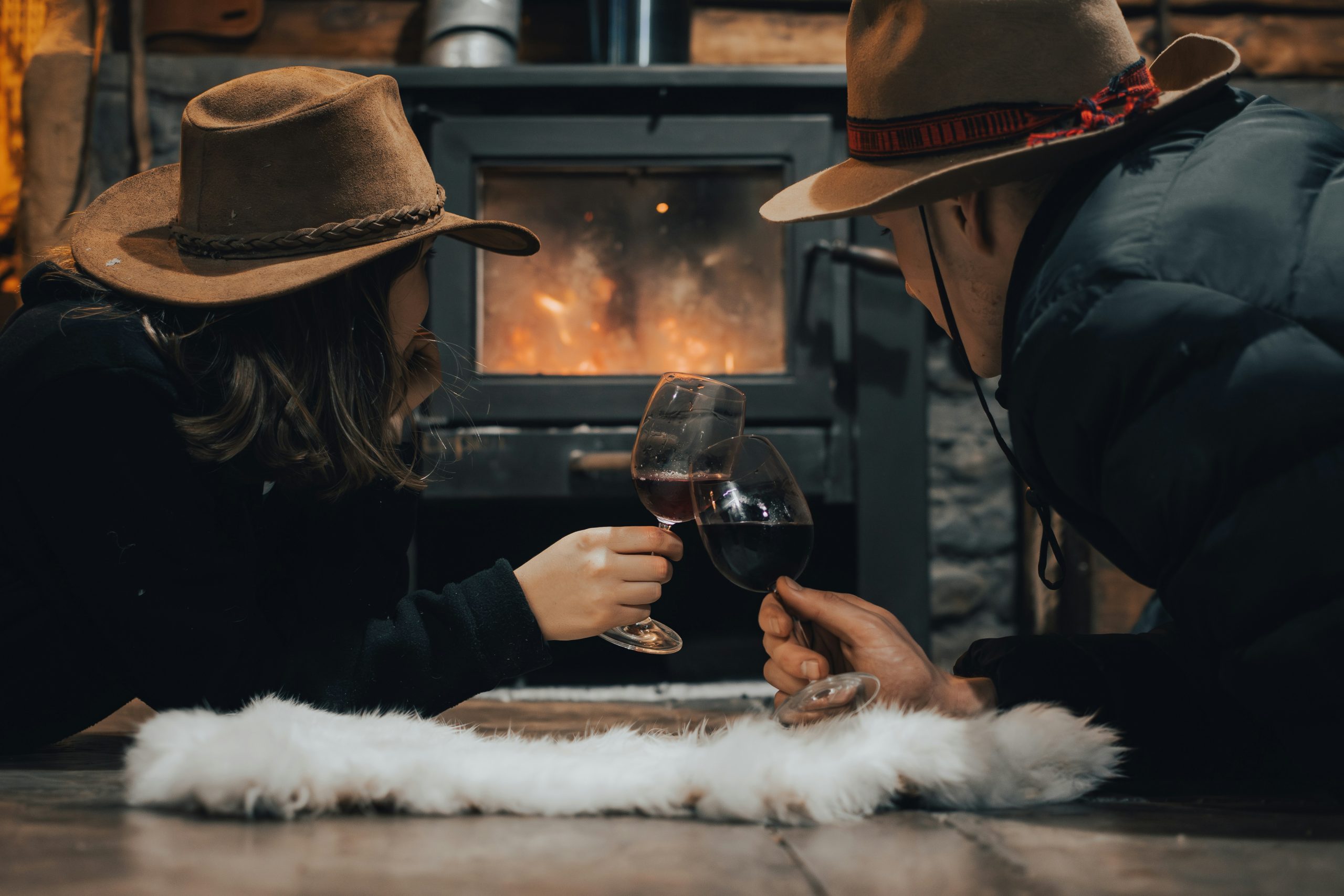 Peindre en sirotant du vin