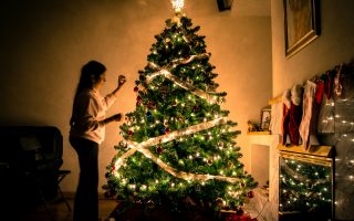 55 Citations inspirantes sur le sapin de Noël pour illuminer vos fêtes 2025