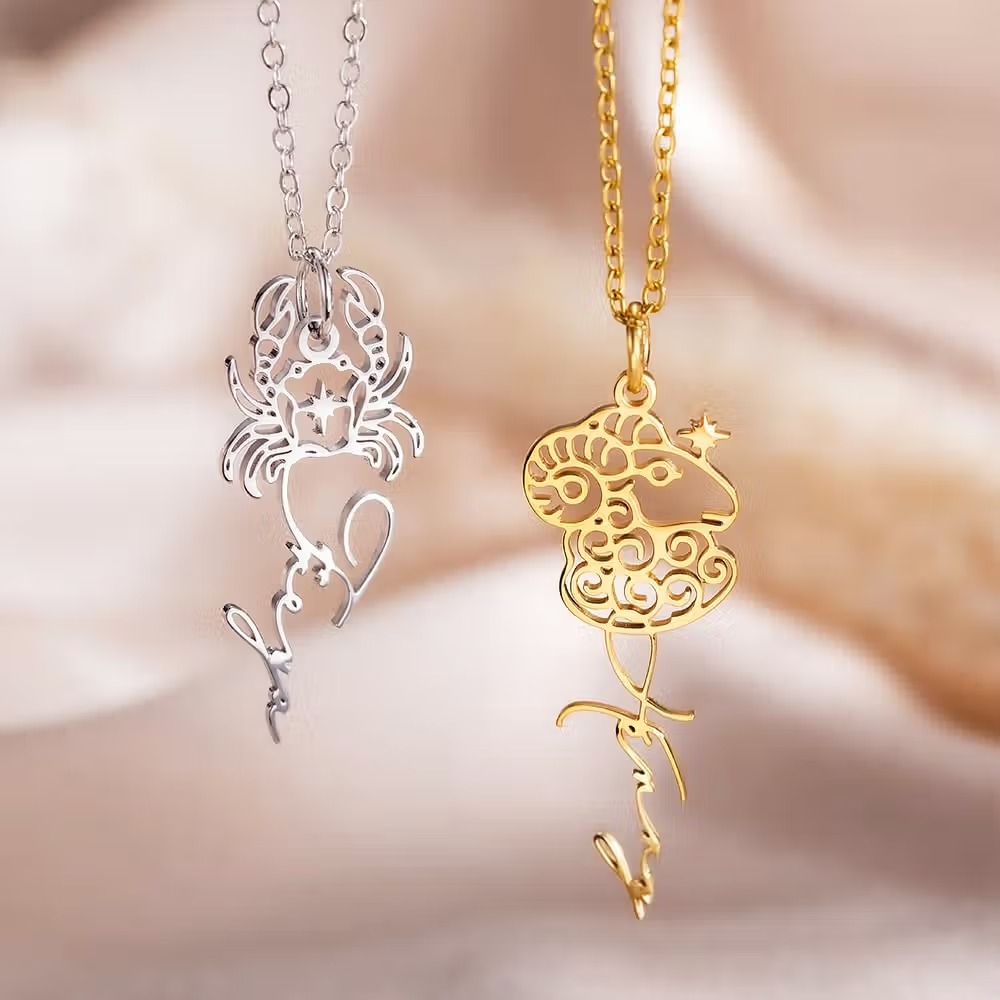collier personnalisé avec signe astrologique