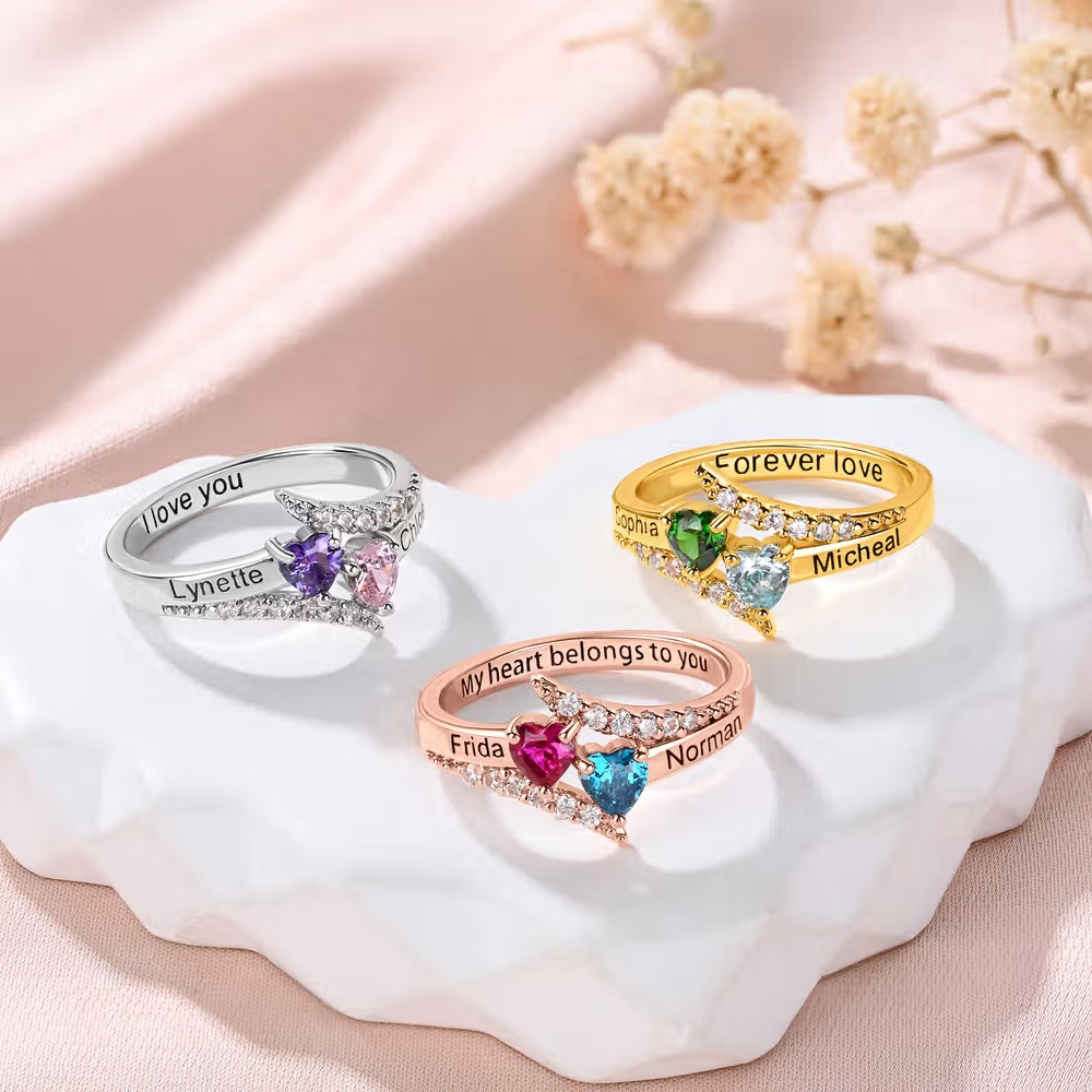 Bague de promesse personnalisée : deux pierres, deux noms, une histoire à porter