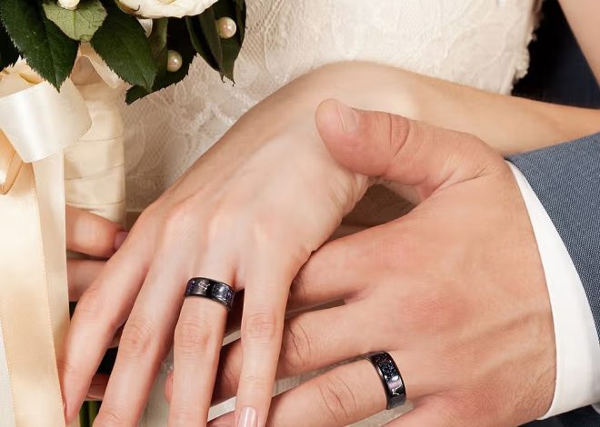 Deux signes, deux bagues personnalisées : une idée de cadeau pour couple autour de l’astrologie