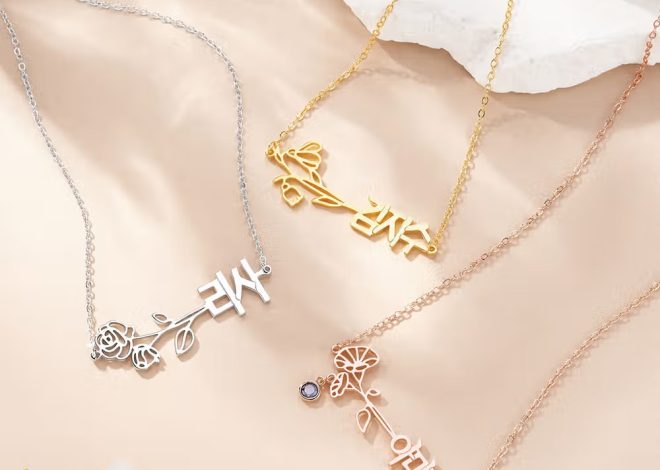 Collier coréen personnalisé : un prénom, une fleur de naissance et une touche qui vous ressemble