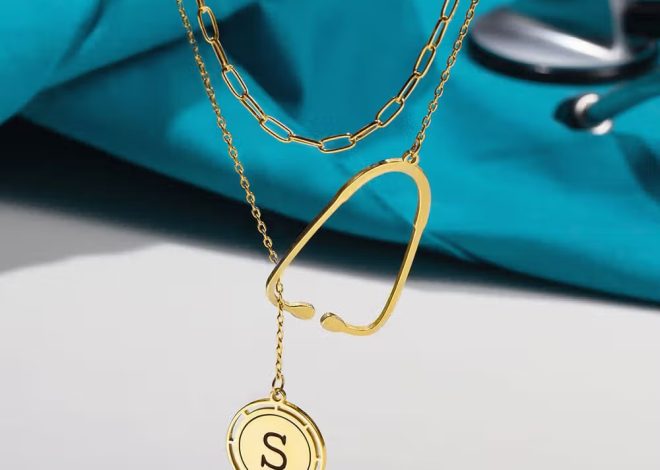 Collier stéthoscope personnalisé : une attention symbolique pour les infirmières