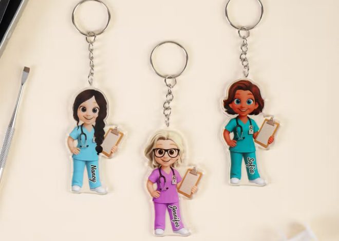 Un petit cadeau pour une infirmière qui a du sens : pourquoi choisir un porte-clés personnalisé ?