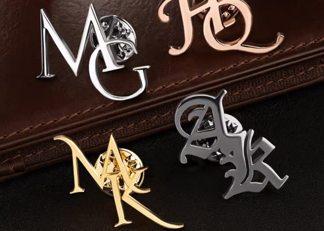3 bonnes raisons de sublimer votre costume avec une broche de revers personnalisée