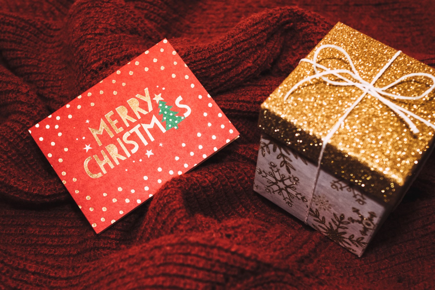 Joyeux Noël : Le Guide Ultime des Plus Beaux Messages et Souhaits de Fêtes