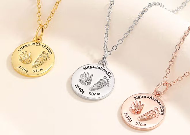 Collier empreinte bébé personnalisé : le bijou de naissance inoubliable pour jeune maman