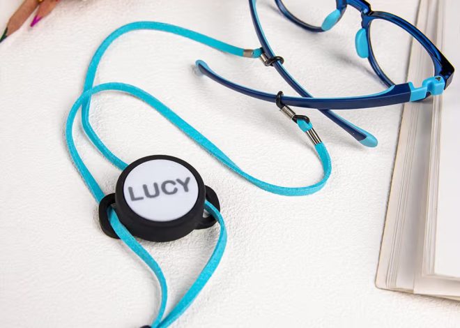 Comment ne plus perdre ses lunettes ? La lanière avec support AirTag qui change tout