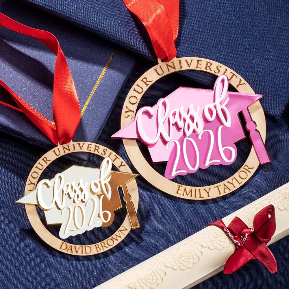 Médaille de graduation personnalisée : le souvenir gravé ultime pour célébrer un diplôme