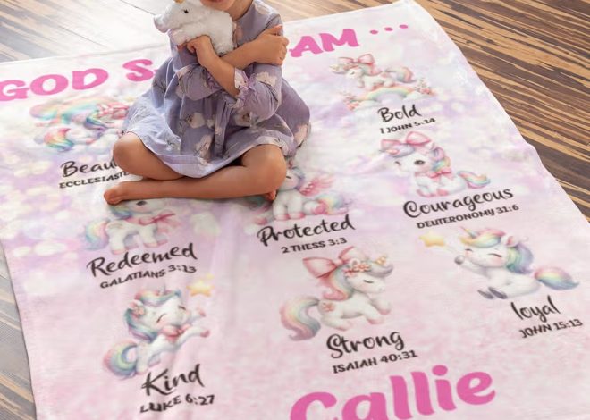 Plaid personnalisé licorne et verset biblique : le cadeau de baptême idéal pour fille