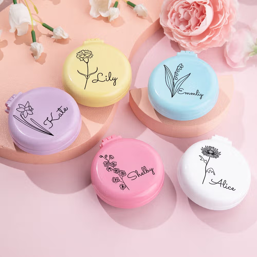 Mini brosse à cheveux de voyage avec miroir : l’accessoire de poche personnalisé incontournable