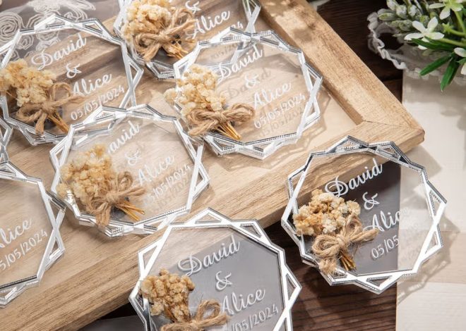 Quel cadeau offrir aux invités d’un mariage ? Un aimant personnalisé avec fleurs séchées