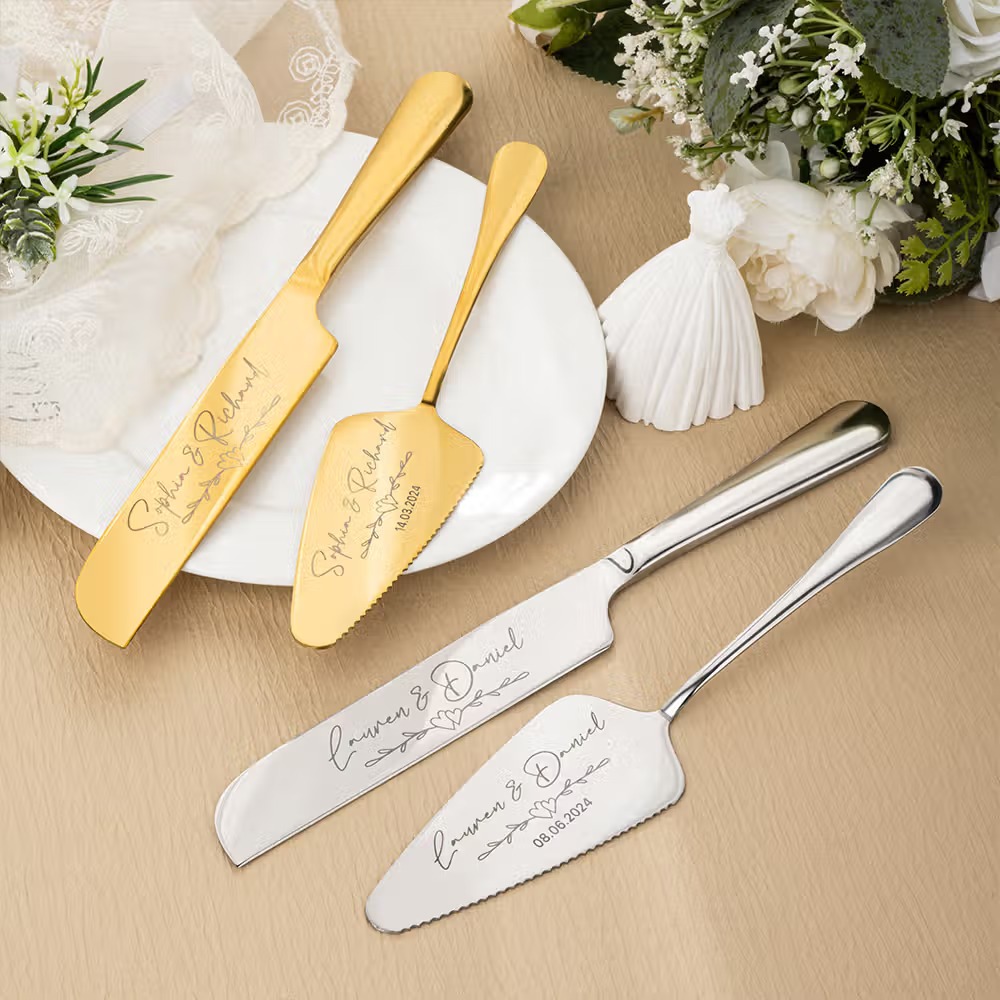 Set de Couteau et Spatule à Gâteau Personnalisés : Le Détail Inoubliable de Votre Mariage